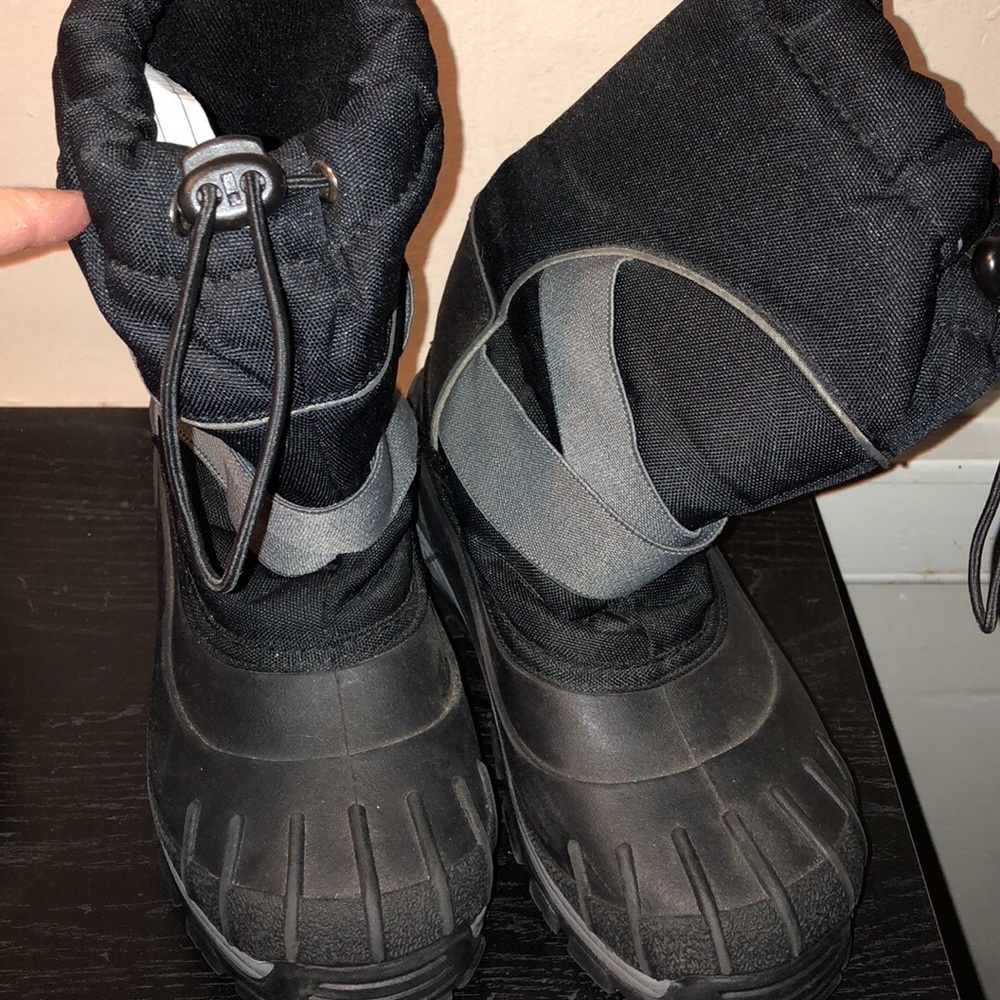 Boys thermolite boots